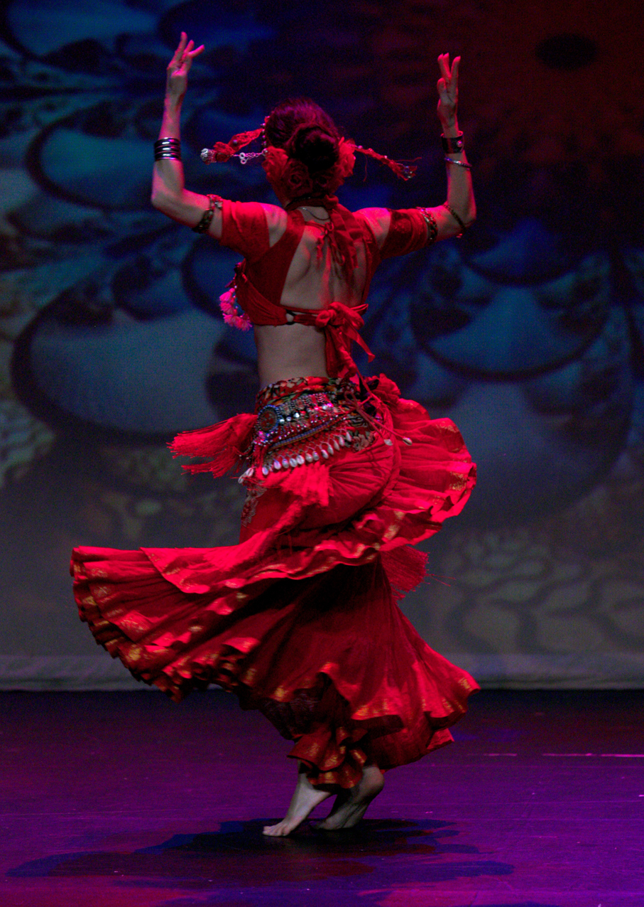 isabelle bidou ATS® bellydancer